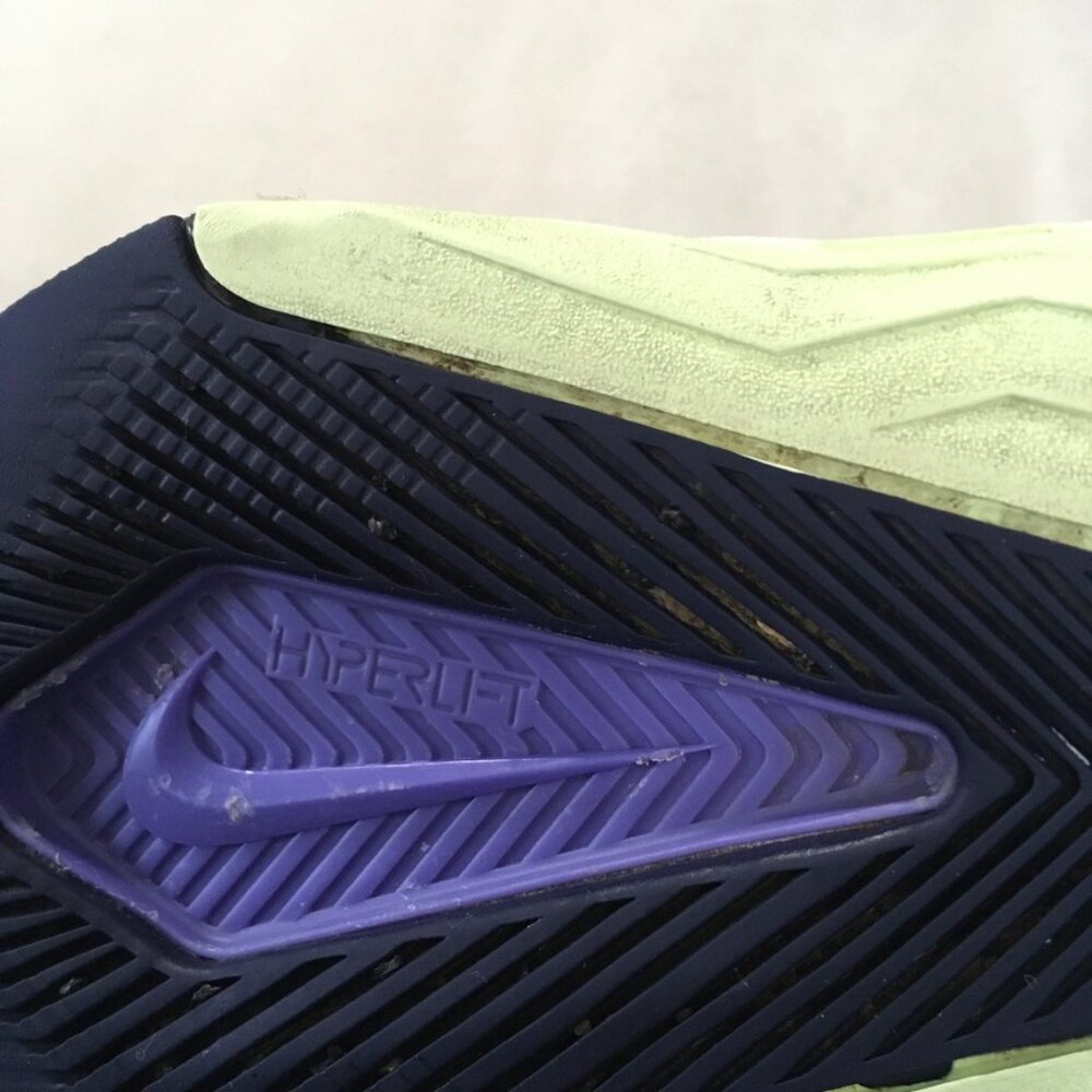 Nike Metcon Women's Running Sneaker - Picture 10 of 12